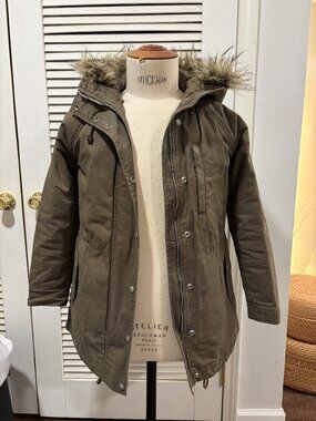 GAP Women's Canvas Parka Olive Green Faux Fur Hood